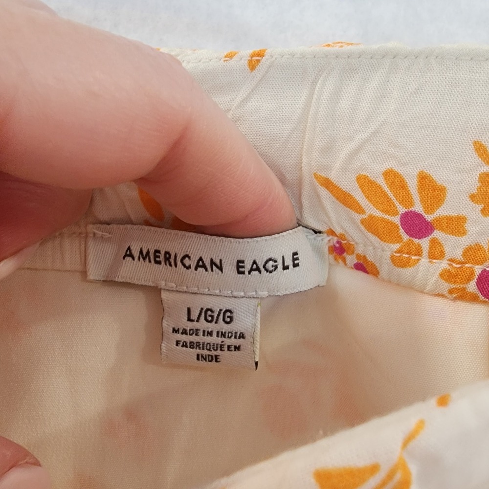 American Eagle Womens Large Floral Ruched Mini Skirt L Cream Orange Side Zip - Picture 2 of 10
